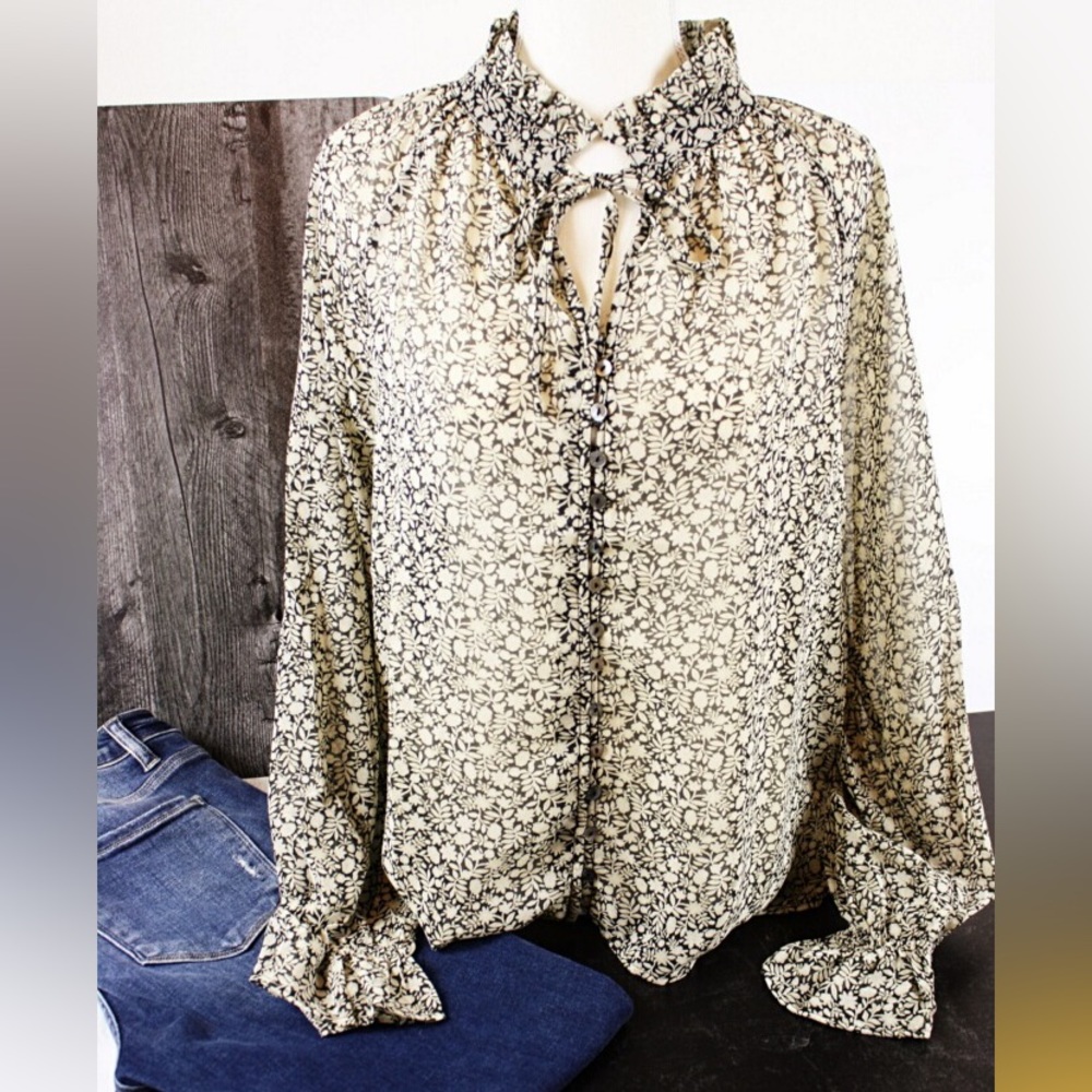 Black Stone Blouse